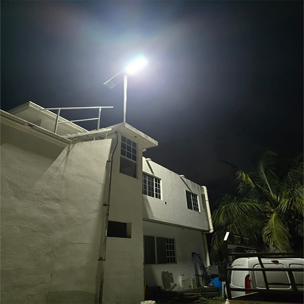 Anern SLZ2‑200W Solar Street Lights in Mexico