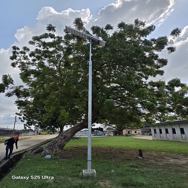 Anern SLV2‑120W Solar Street Lights in Nigeria