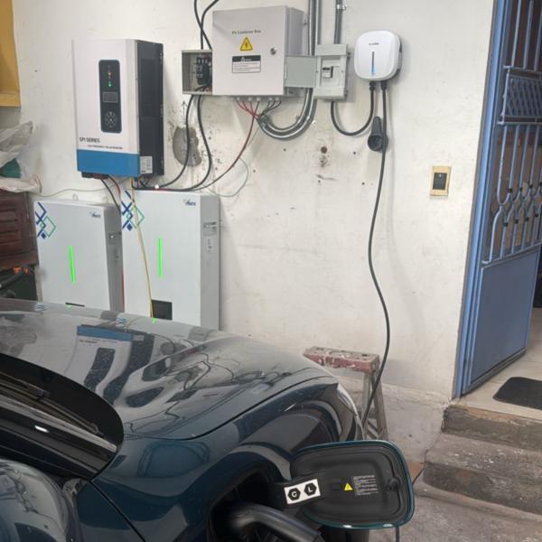 Anern_Ecuador_Inverter_&_Lithium_Battery_Energy_Storage_Project-1.jpg